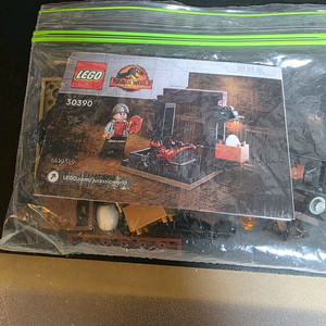 레고 쥬라기월드 30390 공룡마켓 이미지