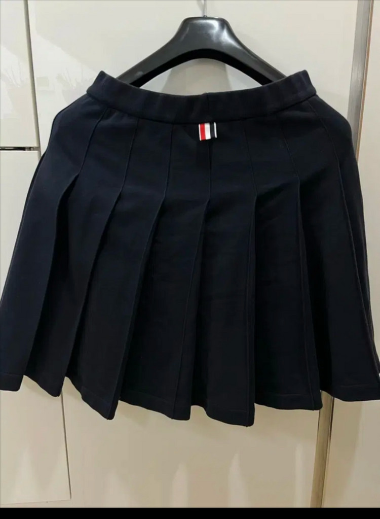 톰브라운 플리츠치마 44사이즈 이미지