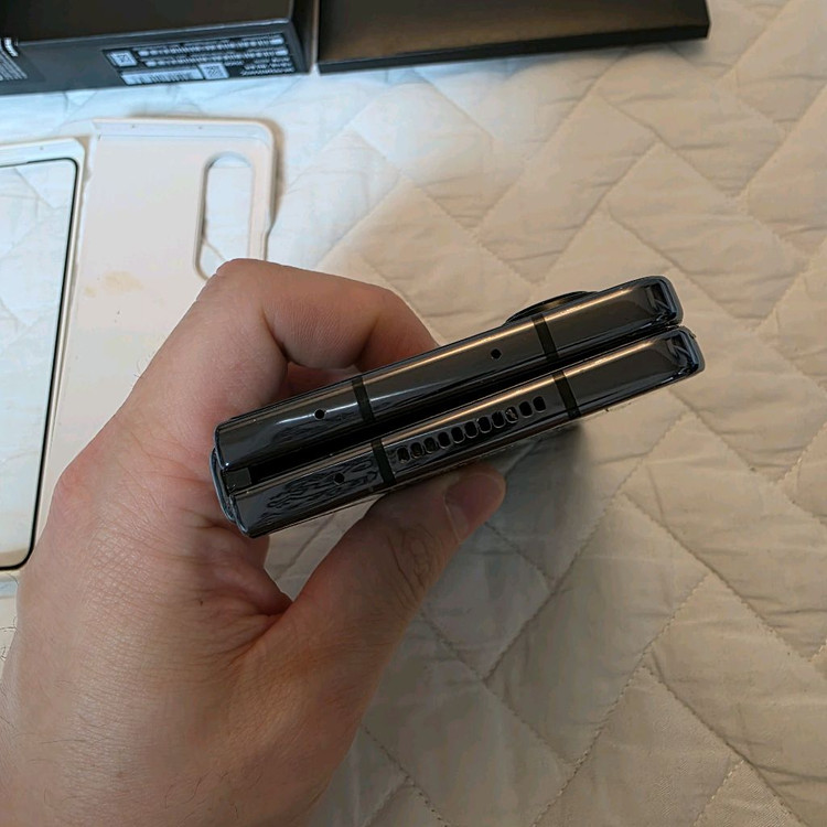 삼성 갤럭시 Z폴드4 256Gb , 케이스, 필름, 박스 이미지