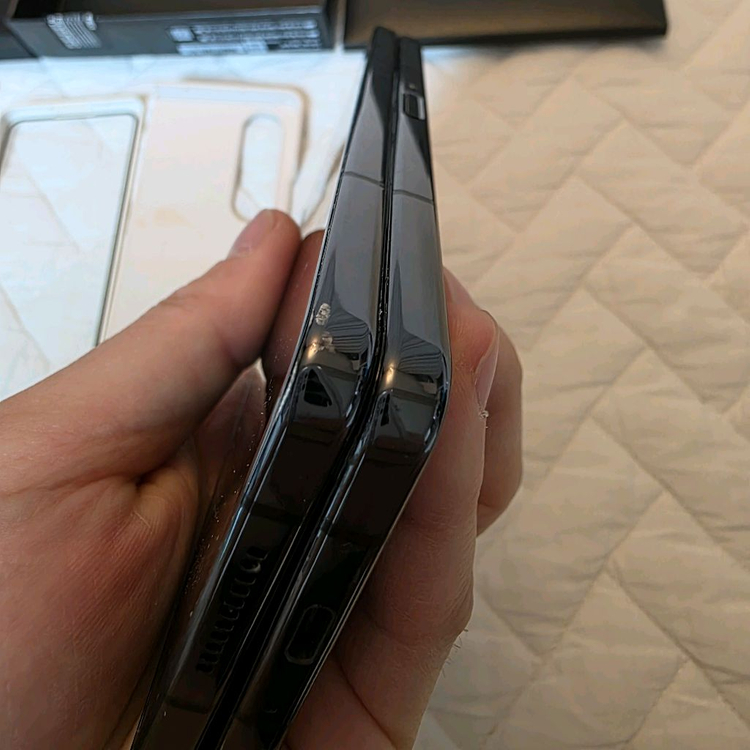 삼성 갤럭시 Z폴드4 256Gb , 케이스, 필름, 박스 이미지