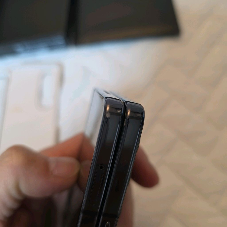 삼성 갤럭시 Z폴드4 256Gb , 케이스, 필름, 박스 이미지