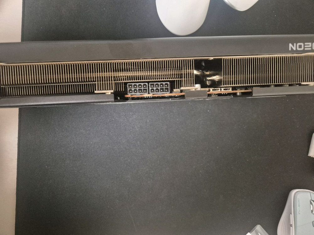 9070xt 파워컬러 헬하운드 이미지