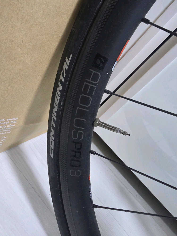 트렉 에몬다SL6 풀카본프레임 카본휠셋 로드팝니다 이미지