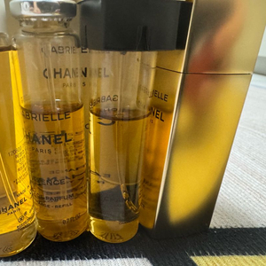샤넬 가브리엘 에쌍스 트위스트앤 스프레이 + 가브리엘 오드 빠르펭 리필 팝니다 이미지
