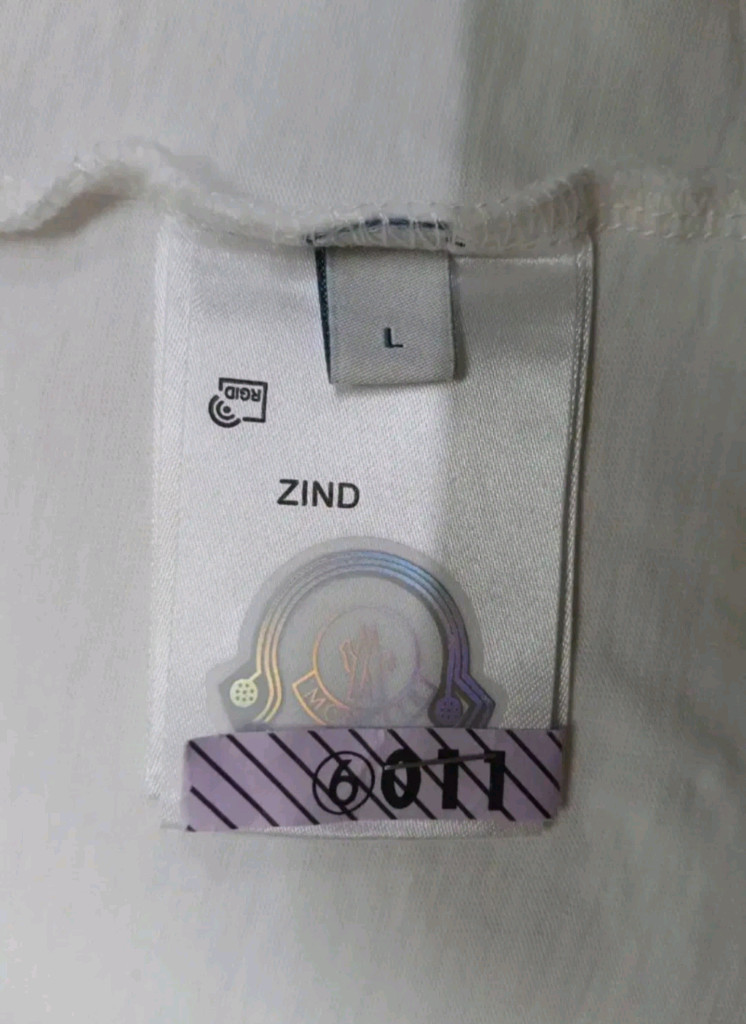 [정품 새상품급] 몽클레어 남성 여성공용 반팔 티셔츠 L 사이즈 이미지