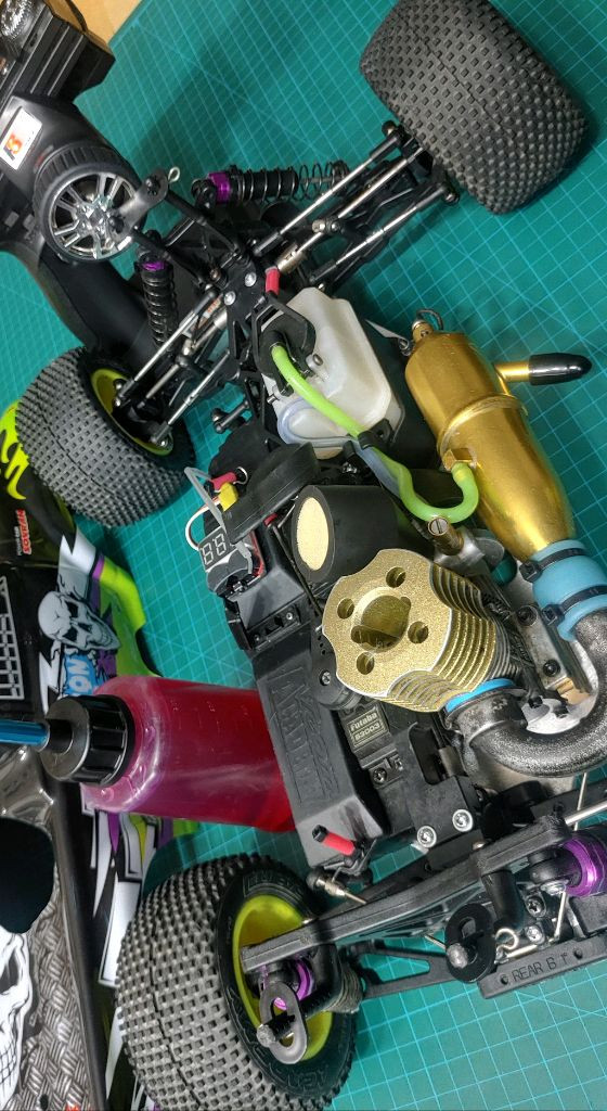 *각종교신가능*니트로엔진1/10RC카RT4-GP(튜닝UP버전)4WD알씨카풀셋~바람에언덕에서 이미지