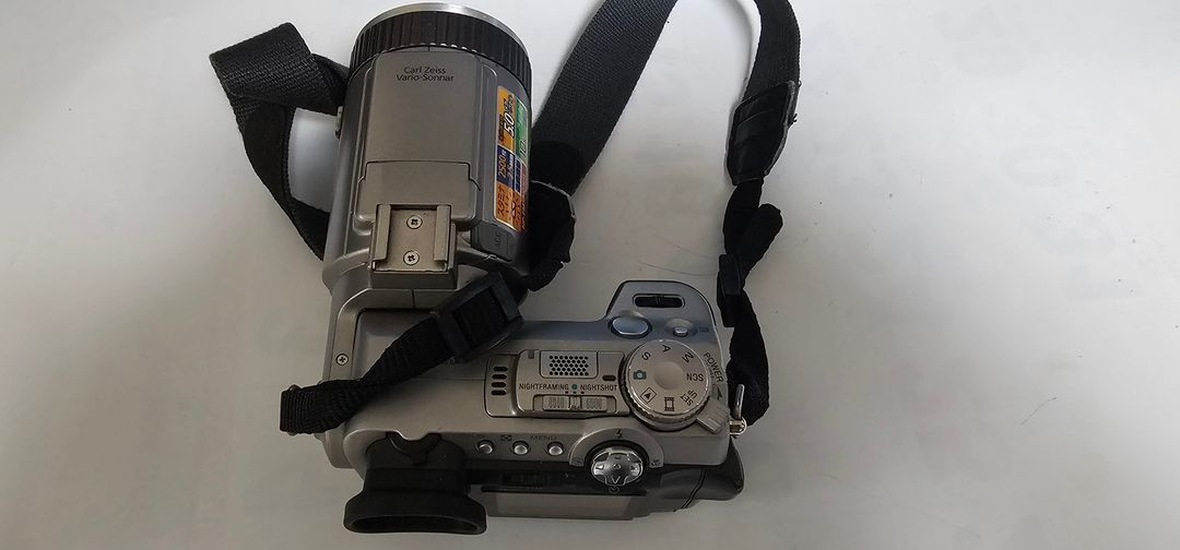 SONY DSC-707 디지털카메라 작동품 이미지