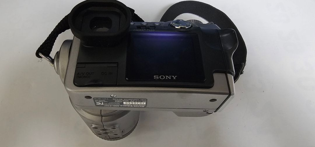 SONY DSC-707 디지털카메라 작동품 이미지