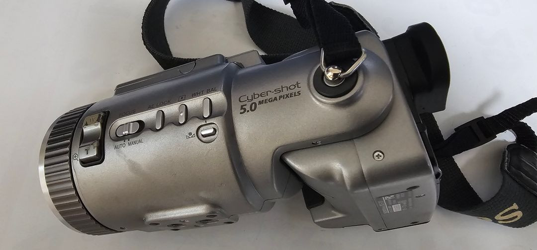 SONY DSC-707 디지털카메라 작동품 이미지