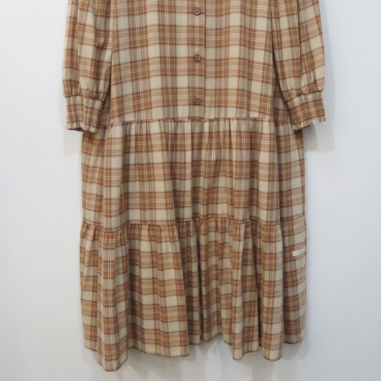 써스데이아일랜드 체크 롱 티어드 원피스 이미지