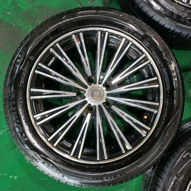 마르셀로 17인치 중고 휠 215 55 17타이어 세팅 제품 판매합니다 이미지