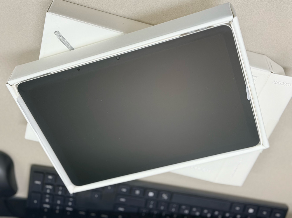 와콤 무빙크패드 11 안드로이드 태블릿PC DTHA116 팝니다. 아이폰 아이패드프로 이미지