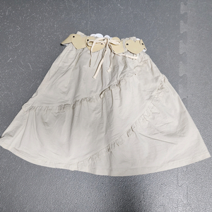 여아 130 아이보리 스커트 허리띠 포함 이미지