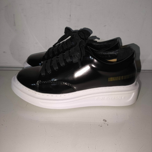 35 225mm P-31 오버솔 골드라벨 글로시 스니커즈 블랙 이미지