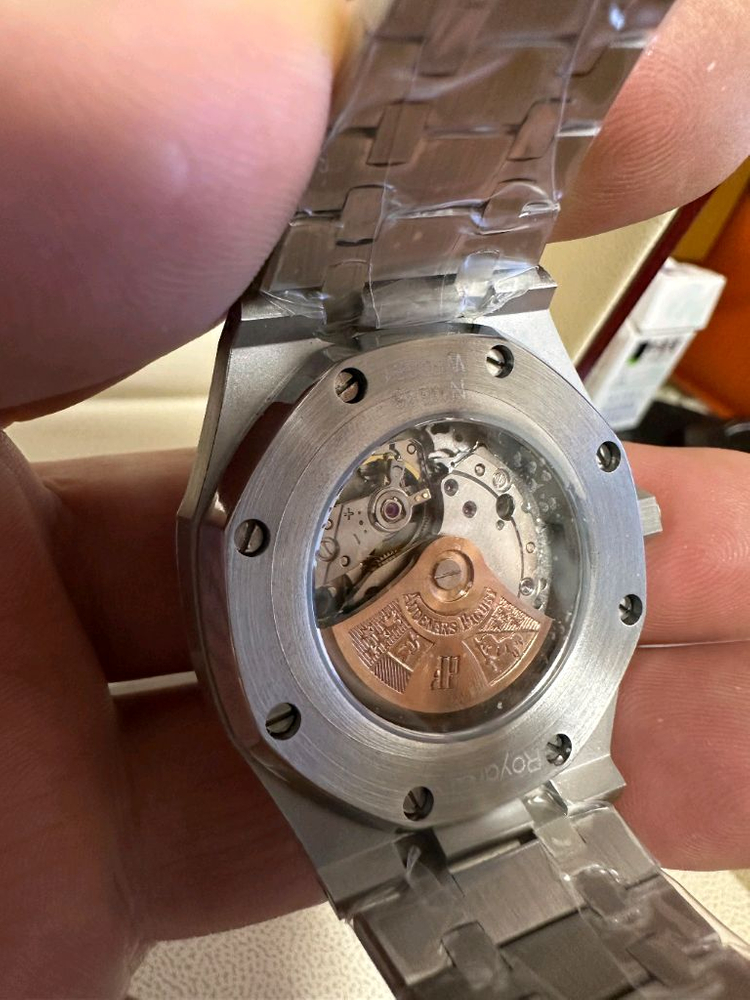 로얄오크 오토매틱 시계 이미지