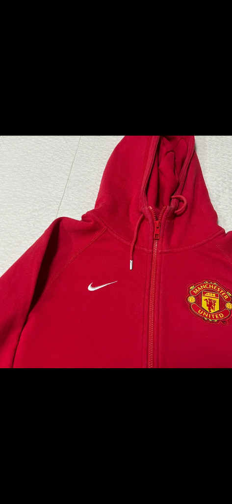 맨유 후드 집업 이미지