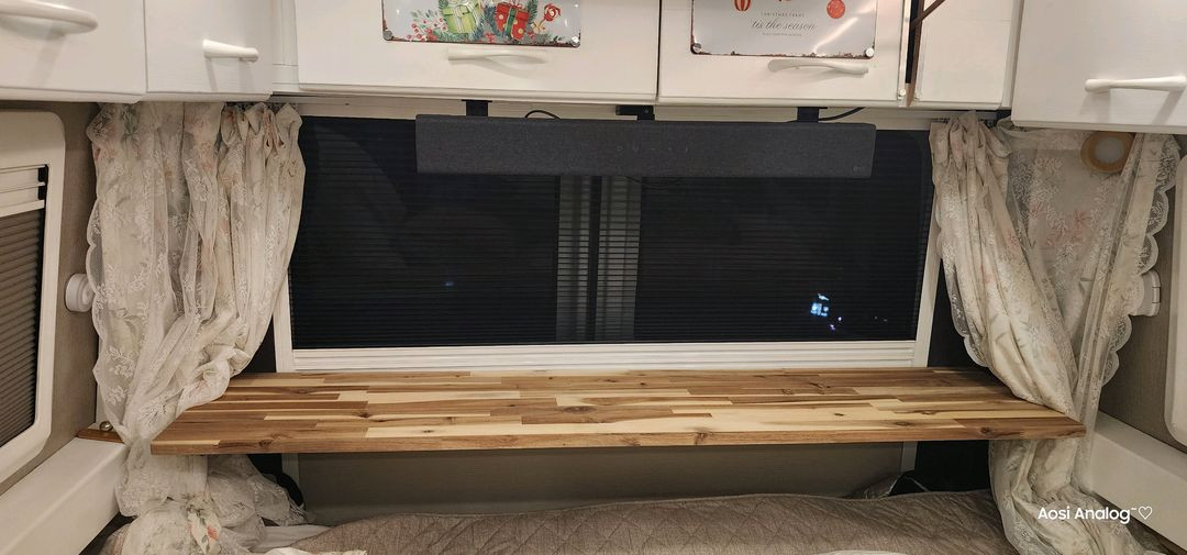 르노마스터 밴 캠핑카 이미지