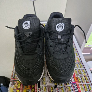 나이키 에어맥스벌스 260사이즈 (거의새것) 이미지