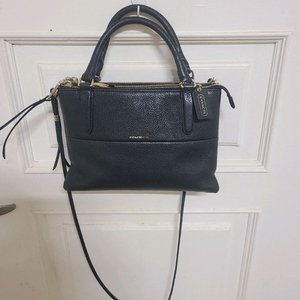 코치 토트백 숄더백 크로스백 핸드백 가방 이미지