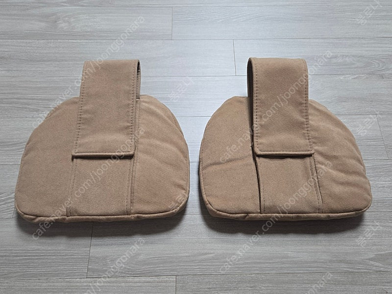 제네시스 GV80 후석목베개 헤드레스트 필로우 듄베이지 이미지