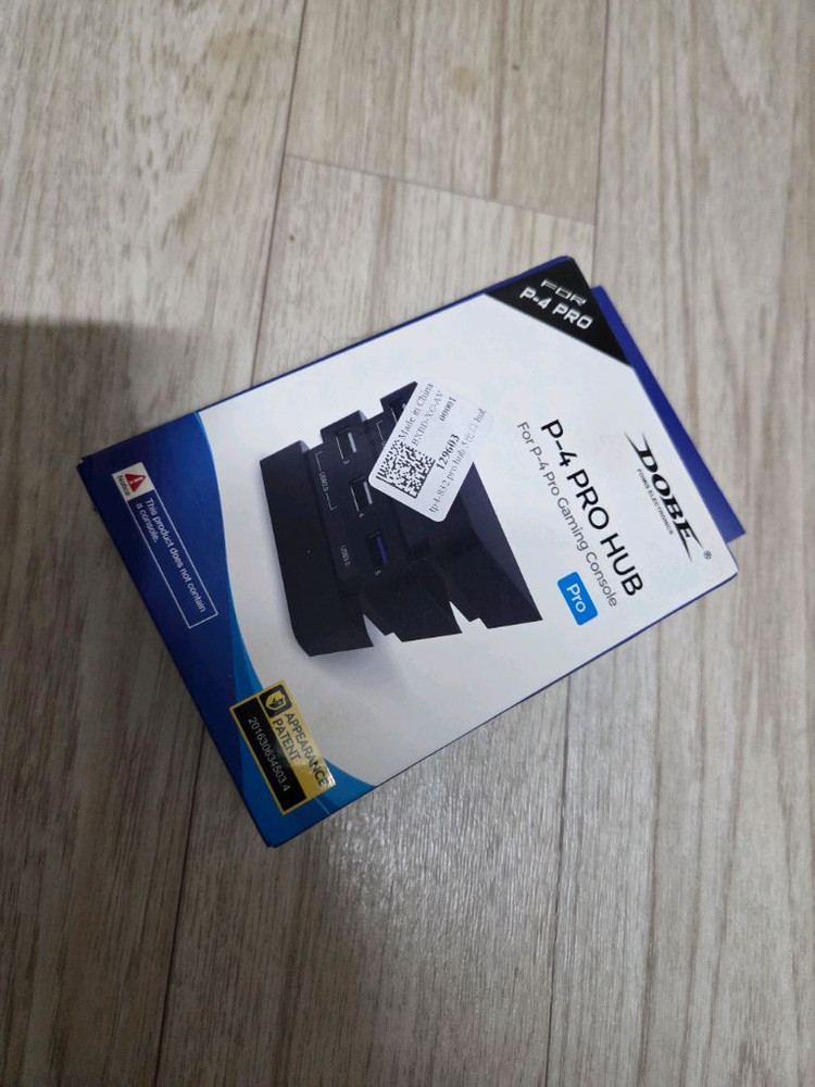 플스4 프로 ps4 pro usb 확장 허브 이미지