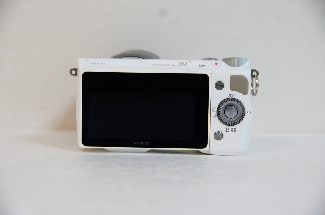 [소니] NEX-5T 화이트 미러리스카메라팝니다.(94컷) 이미지