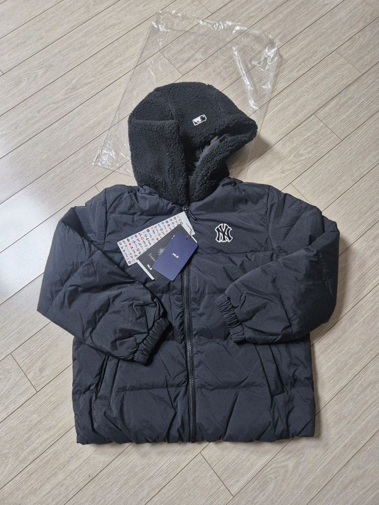 쿨거래시 7만9택포! [정가 149,000원] 미착용 새제품 엠엘비 키즈 경량 덕패딩 블랙 사이즈 130 남아여아 이미지
