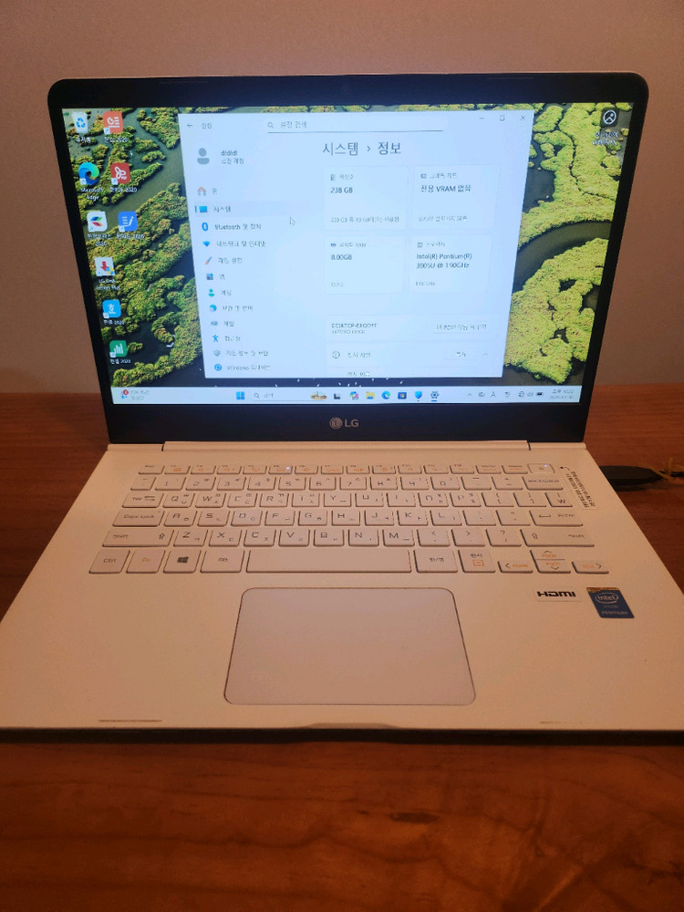LG그램 노트북(14인치 8램 256기가SSD) 이미지