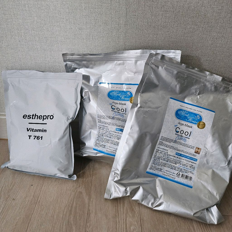 피부미용 실기 재료(마네킹도 있음) 이미지