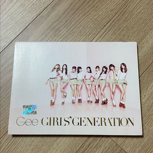 소녀시대 일본 싱글 Gee CD+DVD 이미지
