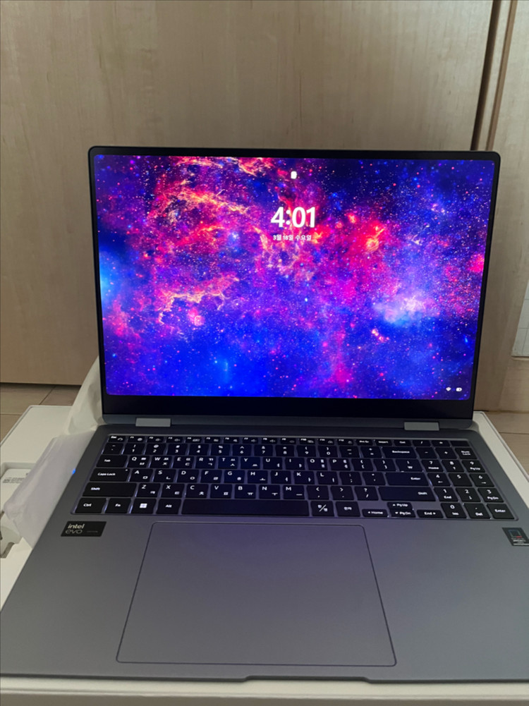 삼성 갤럭시북4 프로 360 intel ultra7 32GB ram 1TB Ssd 이미지