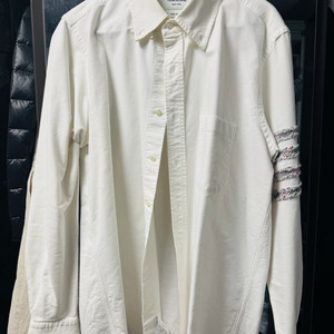 톰브라운 셔츠 3 사이즈 이미지