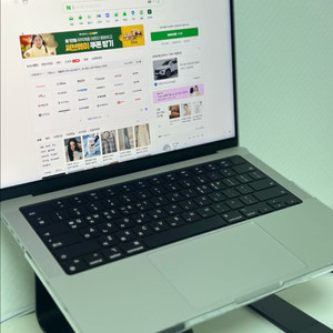 맥북프로 m4 14인치 16GB 1tb 3월 21일날개봉 이미지