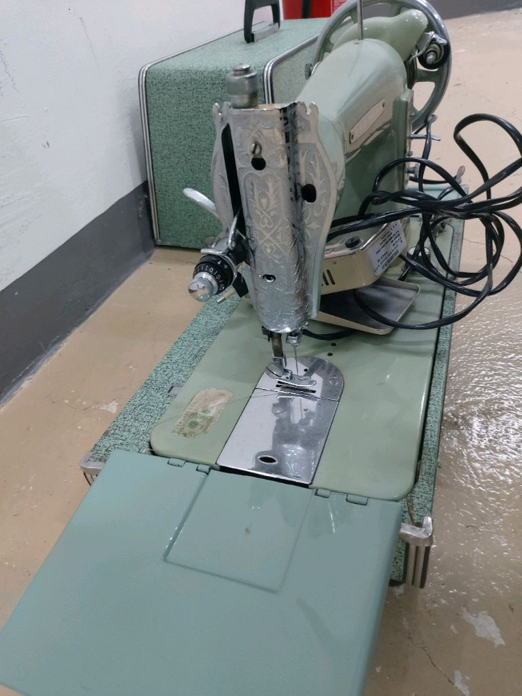 브라더재봉틀,brother재봉틀,브라더미싱,구재미싱,구재재봉틀,브라더빈티지재봉틀,엔틱재봉틀,엔티크미싱 이미지