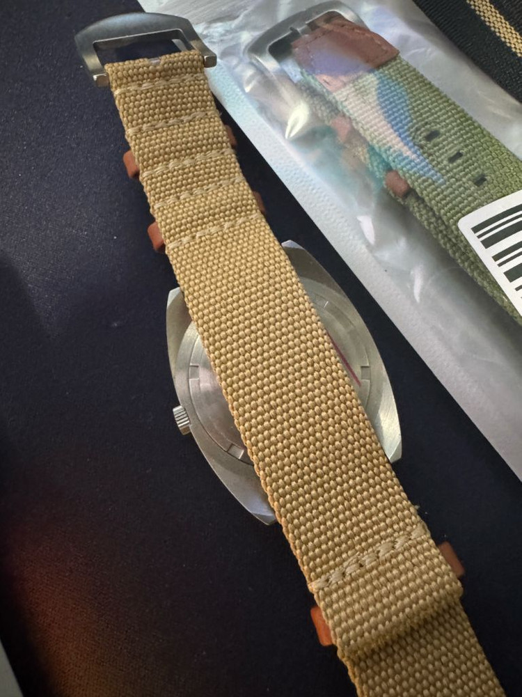 밀리타도 ml17 팔아요. 1번 착용 이미지