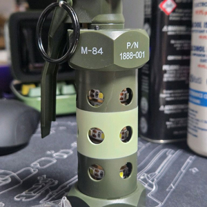 섬광탄 모형 플래시 레플리카 이미지