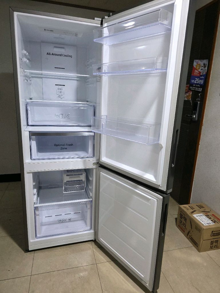 무료배송설치, 삼성 306리터 슬림형냉장고 상냉장 하냉동 이미지