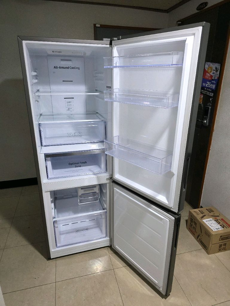 무료배송설치, 삼성 306리터 슬림형냉장고 상냉장 하냉동 이미지