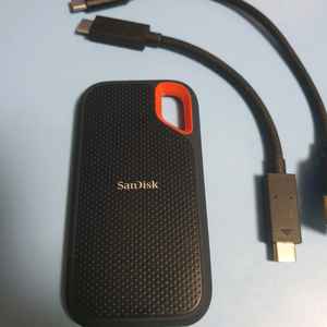 샌디스크 외장SSD 익스트림 E61 포터블 대용량 고성능 1TB, 블랙 이미지