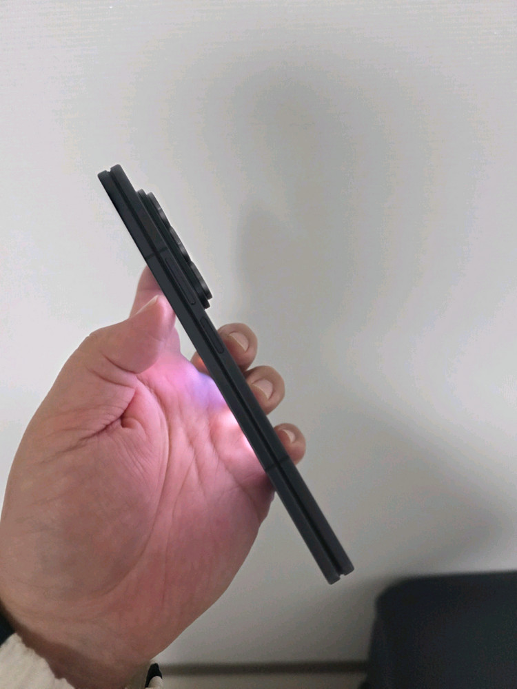 갤럭시 Z폴드7 블랙 512기가 SS급 팔아요~ 이미지