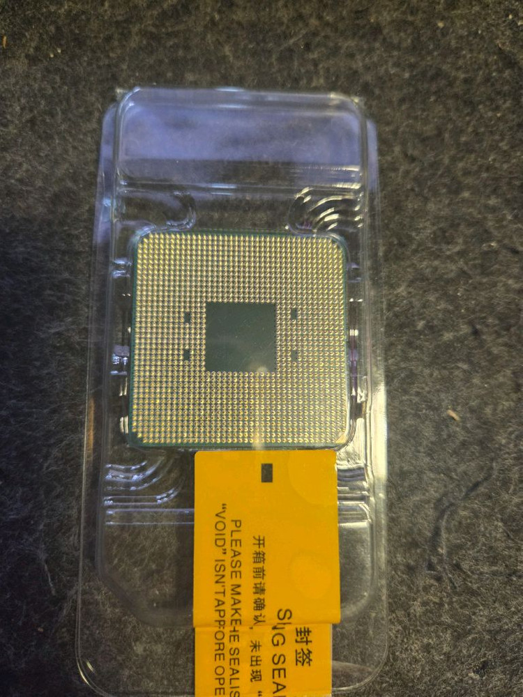 라이젠 amd ryzen 5700x 이미지
