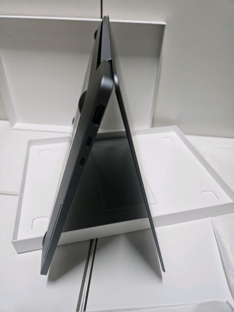 삼성 갤럭시북6 울트라 NT960UJH 16인치 U7/램32/SSD1TB RTX5060 이미지