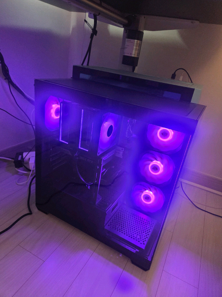 2026 새제품 데스크탑 7800X3D RTX5060TI Ssd1tB 전원650W 쿨매!(2026년3월구입) 이미지