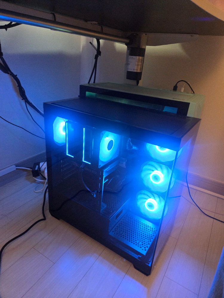 2026 새제품 데스크탑 7800X3D RTX5060TI Ssd1tB 전원650W 쿨매!(2026년3월구입) 이미지