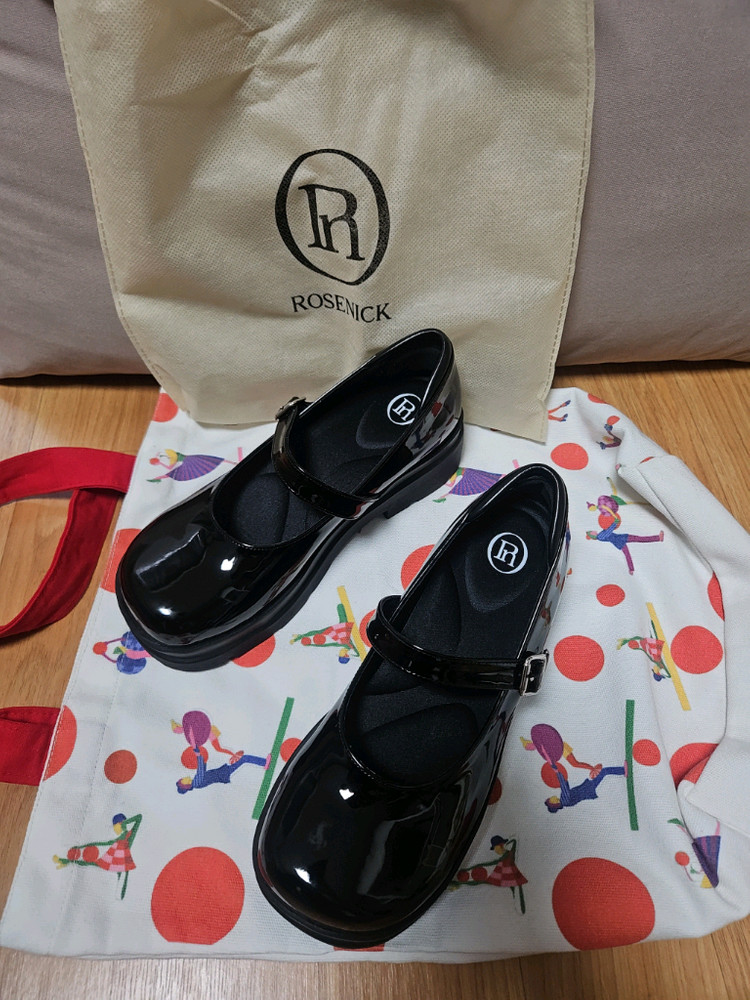 로제니크 케이트 플랫폼 메리제인 (애나멜 유광 굽 5cm) 사진 촬영할때 엄청 귀여움!!!! 이미지