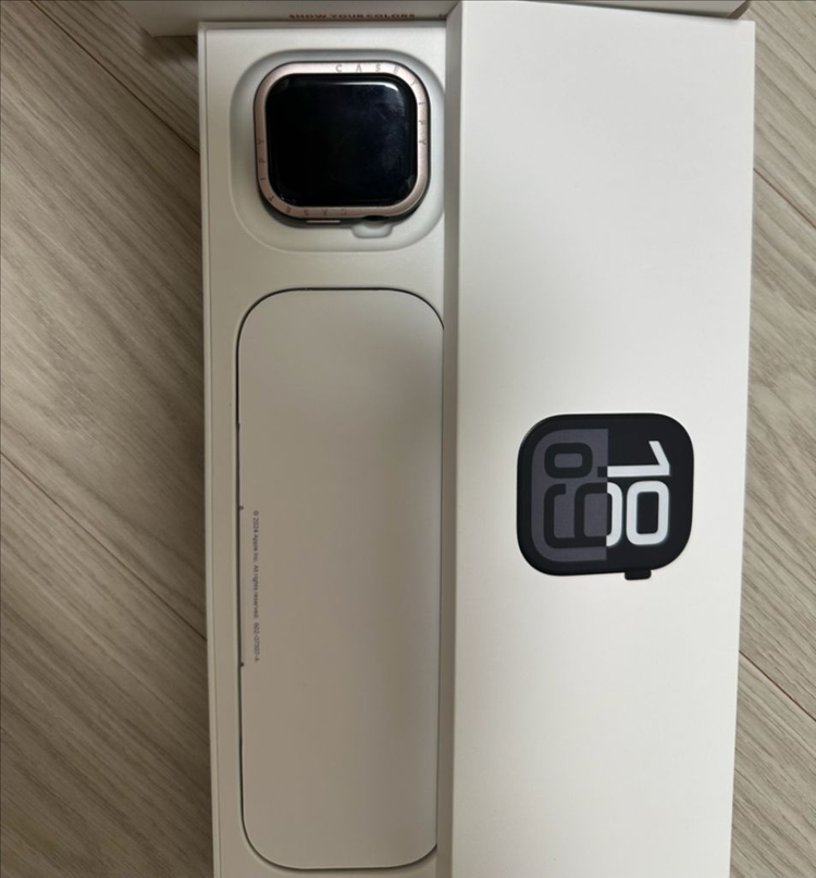 애플워치 10 제트블랙 42mm 셀룰러모델 이미지