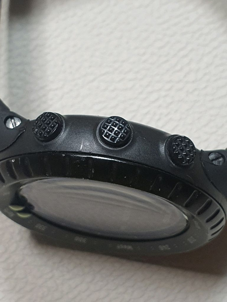 순토 코어시계 이미지