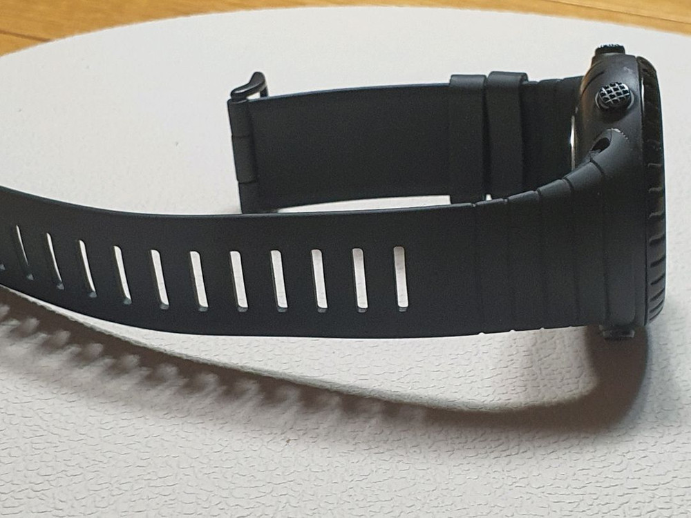 순토 코어시계 이미지