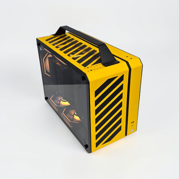 라이젠7800X3D+RTX5070 미니PC 고사양 컴퓨터 이미지