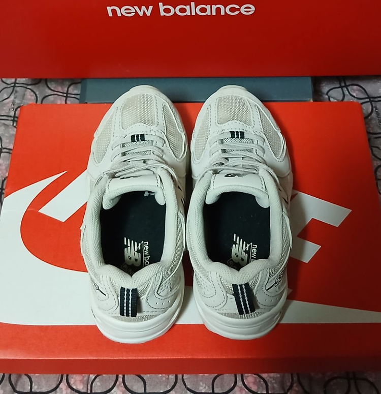 뉴발란스키즈 530 170아이보리 운동화 거의새거 이미지